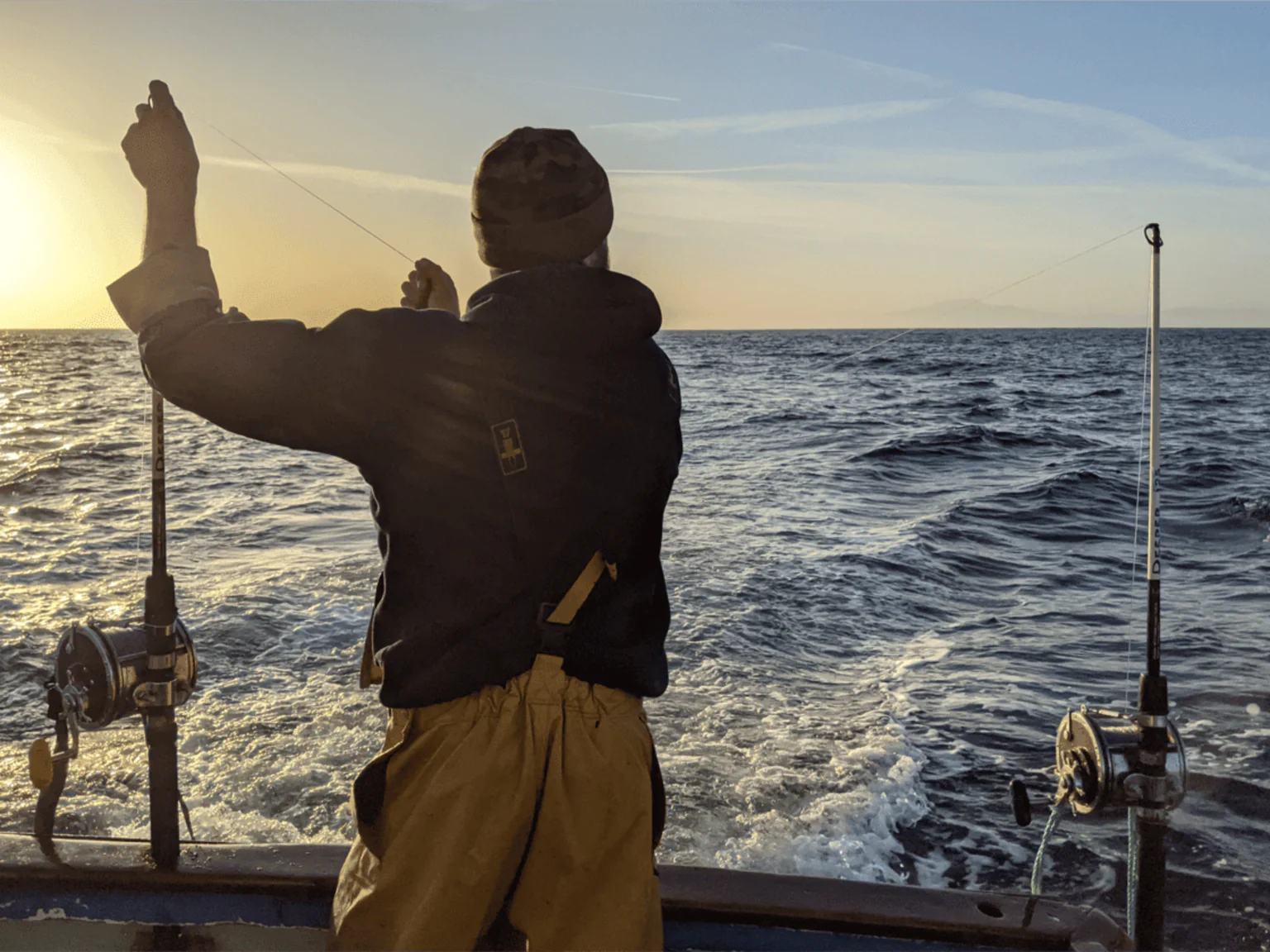 Pêcheur à la ligne, thon germon Pays-Basque
