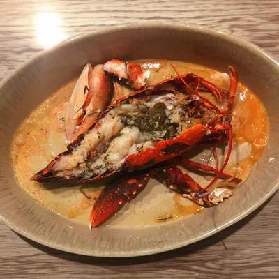 La recette de homard grillé au beurre pour vous régaler cet été