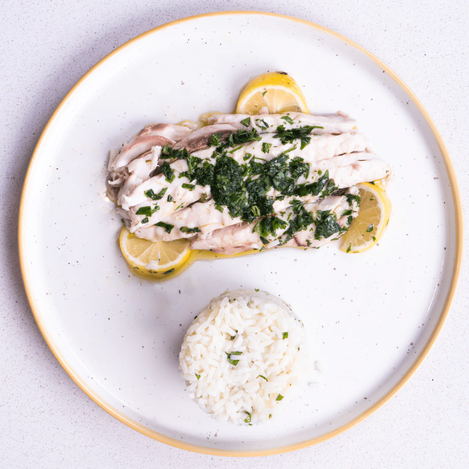 Recette poisson cuit à basse température accompagné de sauce verte.