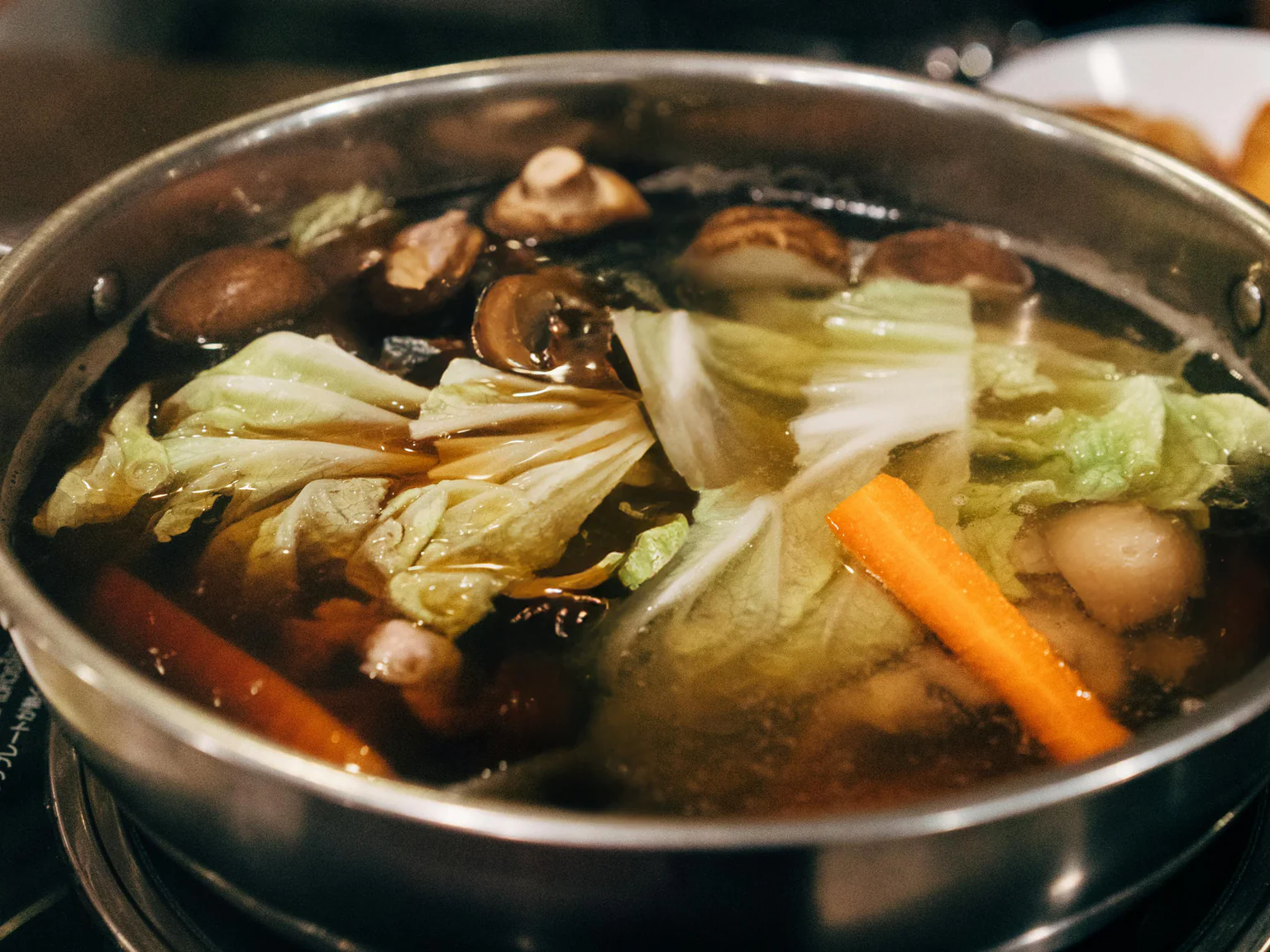 Essayez notre recette de fumet, une sauce qui utilise vos restes de poissons et coquillages