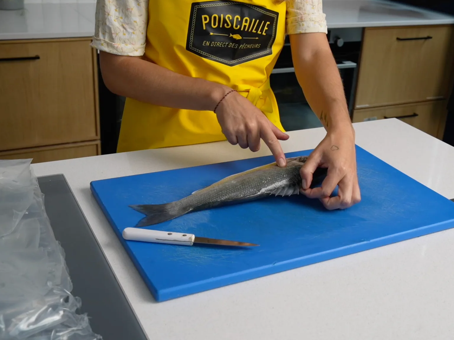 Tutoriel : comment écailler votre poisson, avec Poiscaille