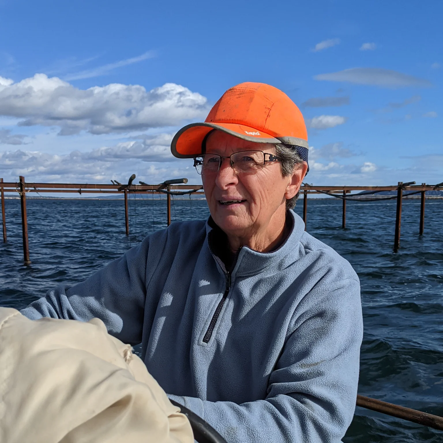 Annie y confectionne des huîtres réputées pour leur saveur iodée incomparable.