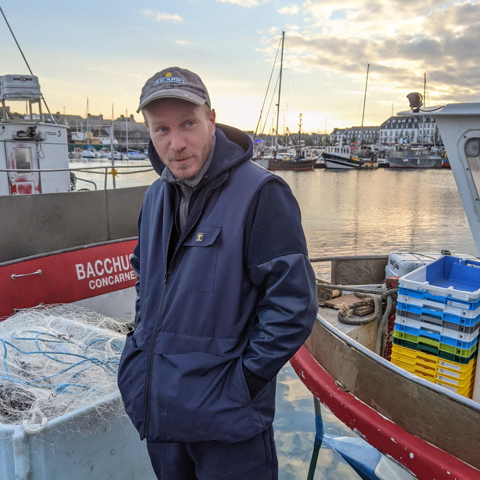 De la montagne à la mer, Bertrand, originaire de Savoie, s'immerge dans le monde de la pêche aux casiers