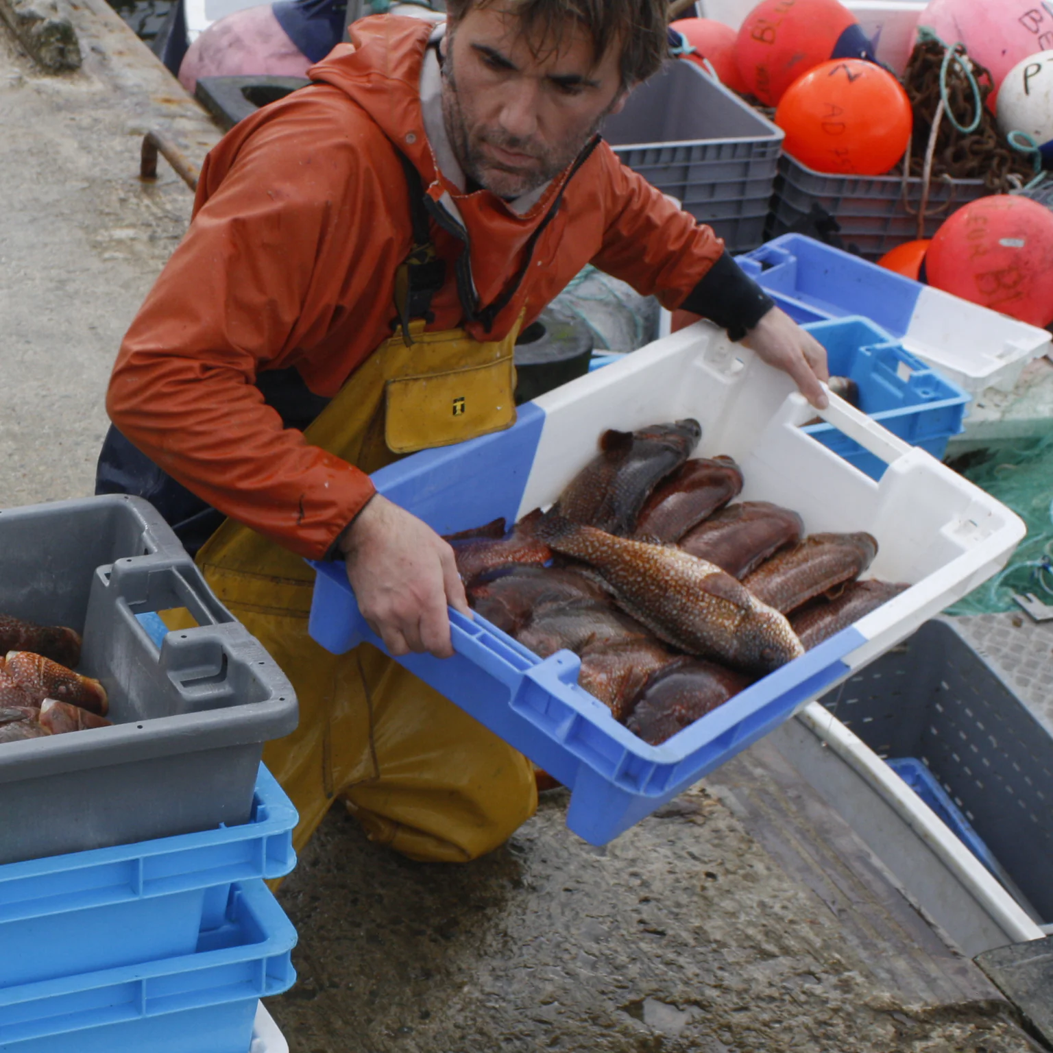 Thomas, le marin qui a choisi de rester ancré dans son héritage familial tout en embrassant la modernité.