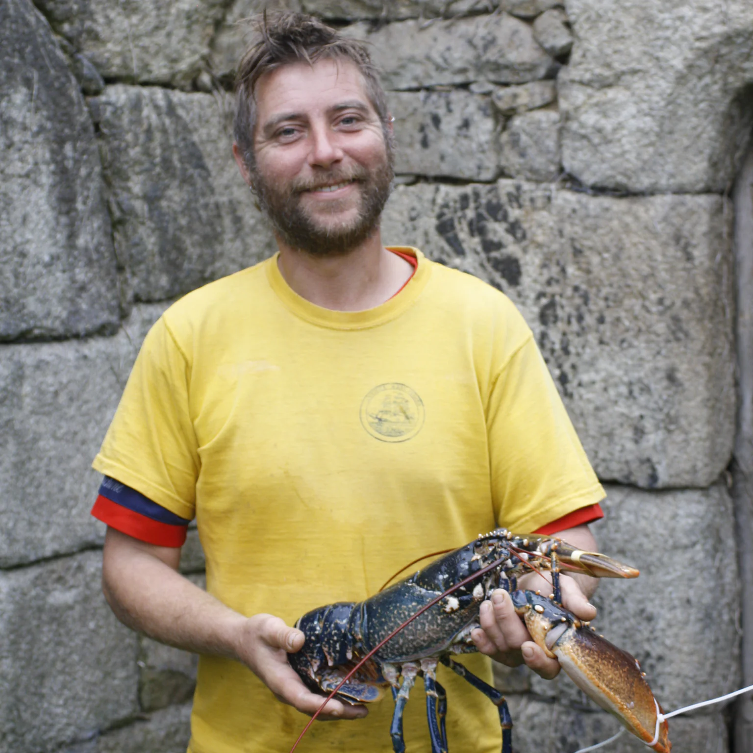 Guillaume, l'âme bretonne qui défie les flots pour vous offrir un festin de la mer. 