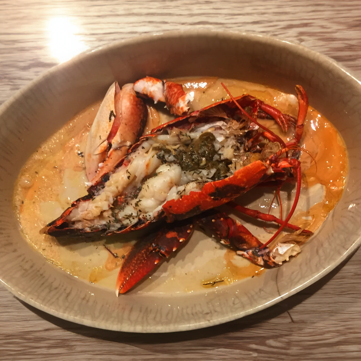 La recette de homard grillé au beurre pour vous régaler cet été